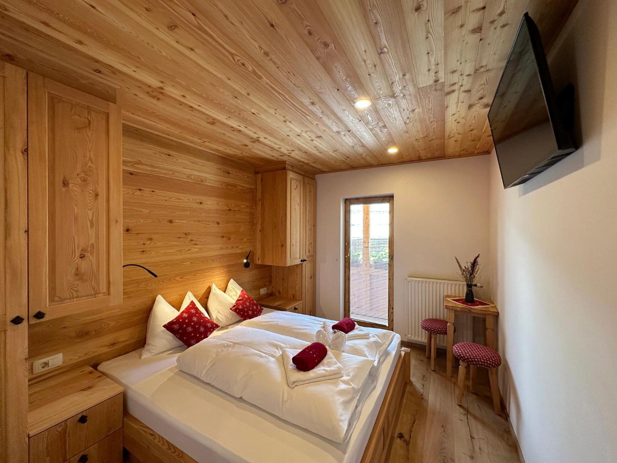 Hotel Surc Kranjska Gora Exteriör bild