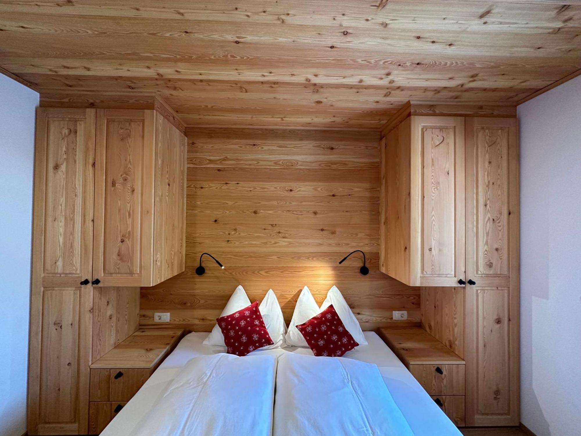 Hotel Surc Kranjska Gora Exteriör bild