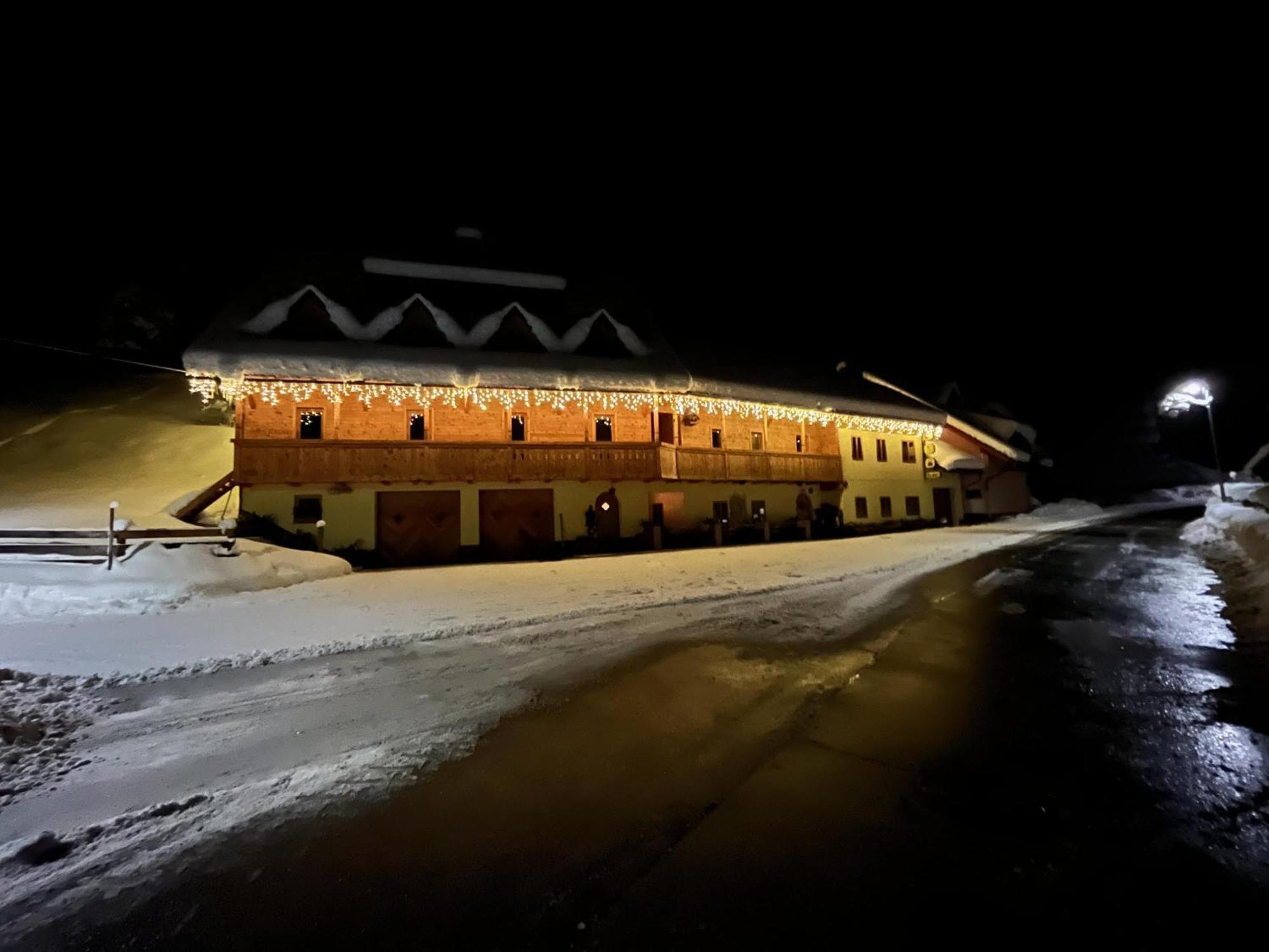 Hotel Surc Kranjska Gora Exteriör bild