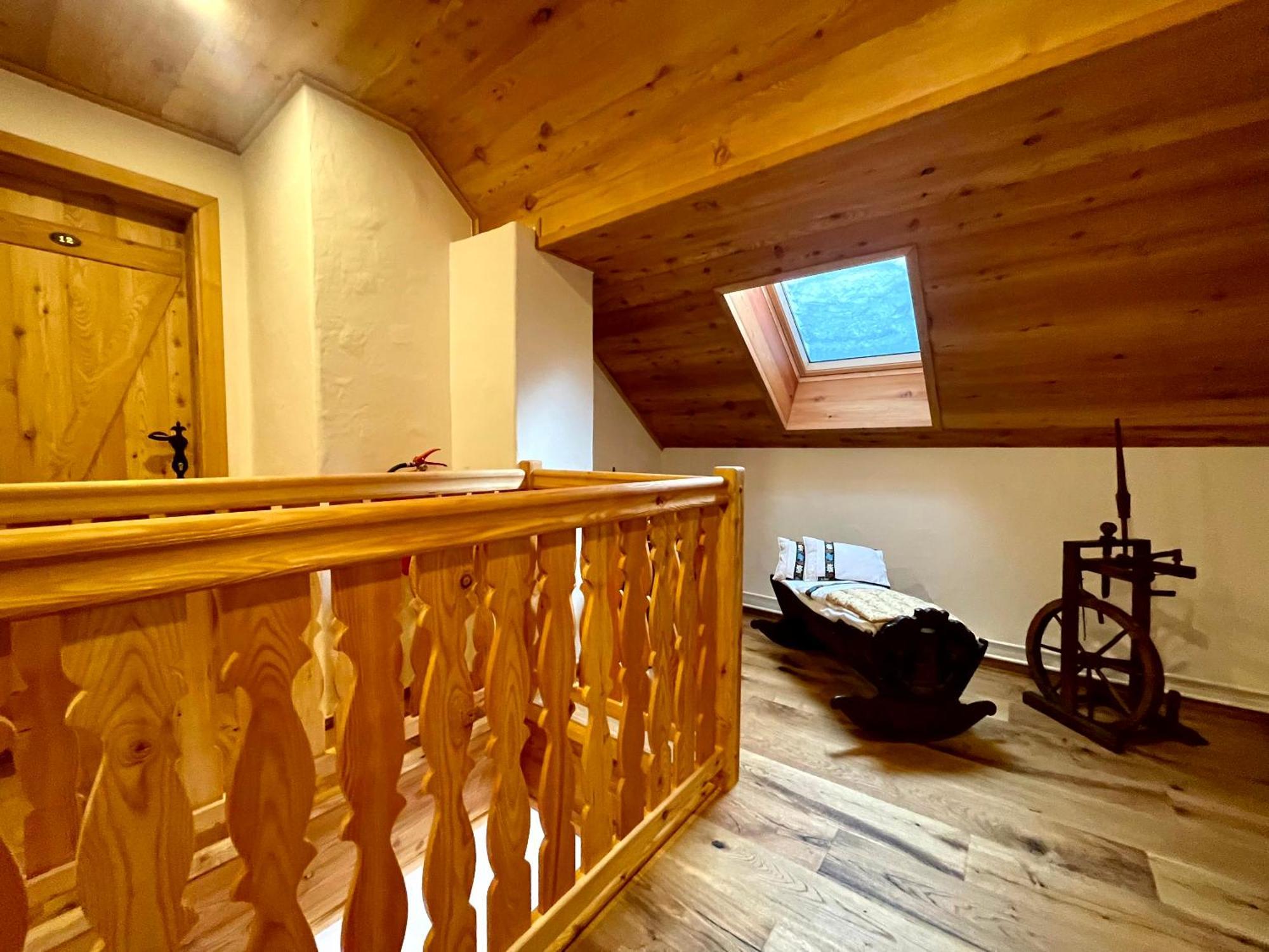 Hotel Surc Kranjska Gora Exteriör bild
